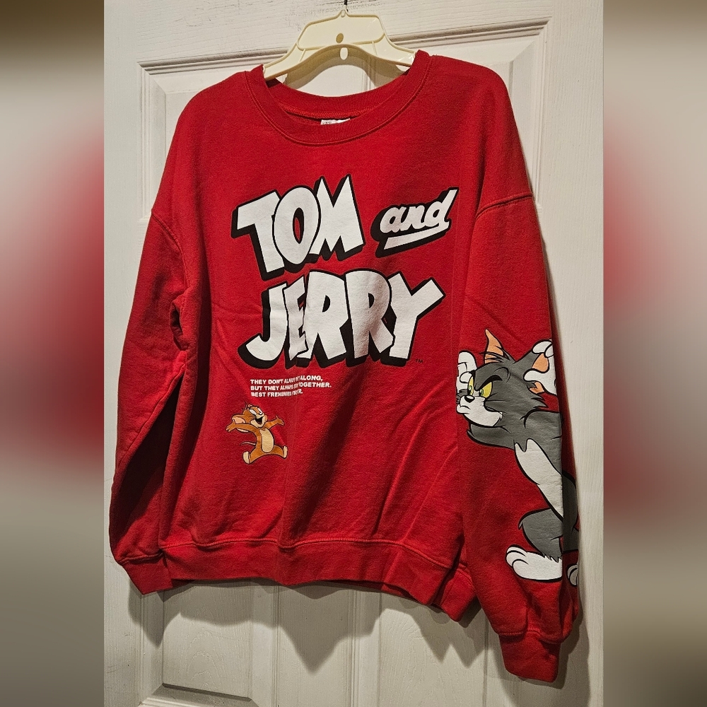 TOM AND JERRY SWEATSHIRT